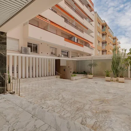 Newly Renovated Charming Downtown Appartamento Antibes